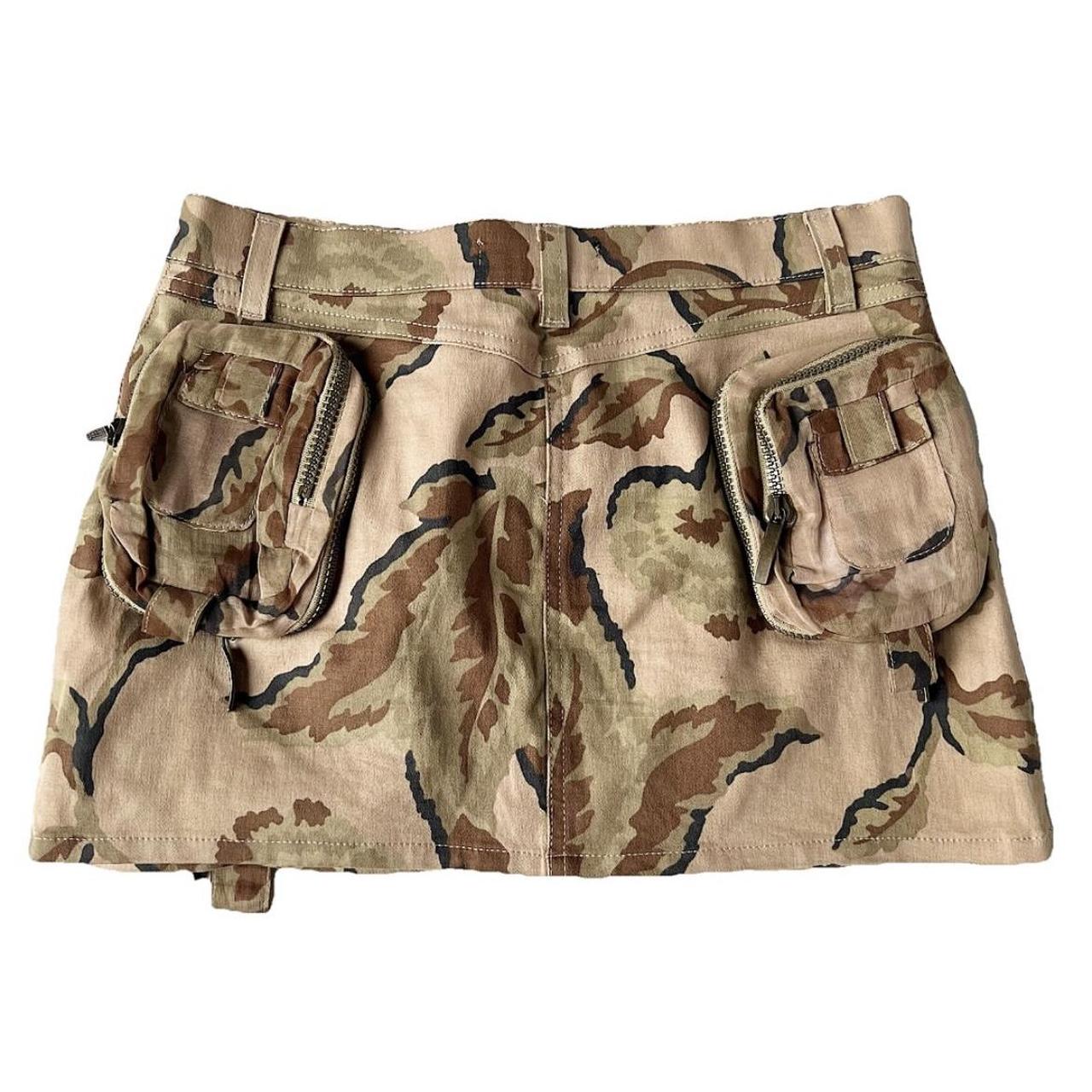 GF FERRÉ 00's Skirt