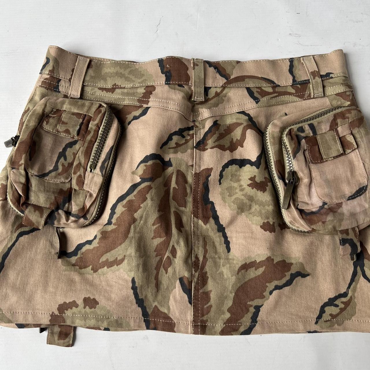 GF FERRÉ 00's Skirt